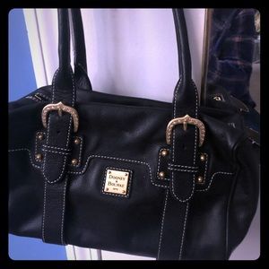 Dooney and bourke purse